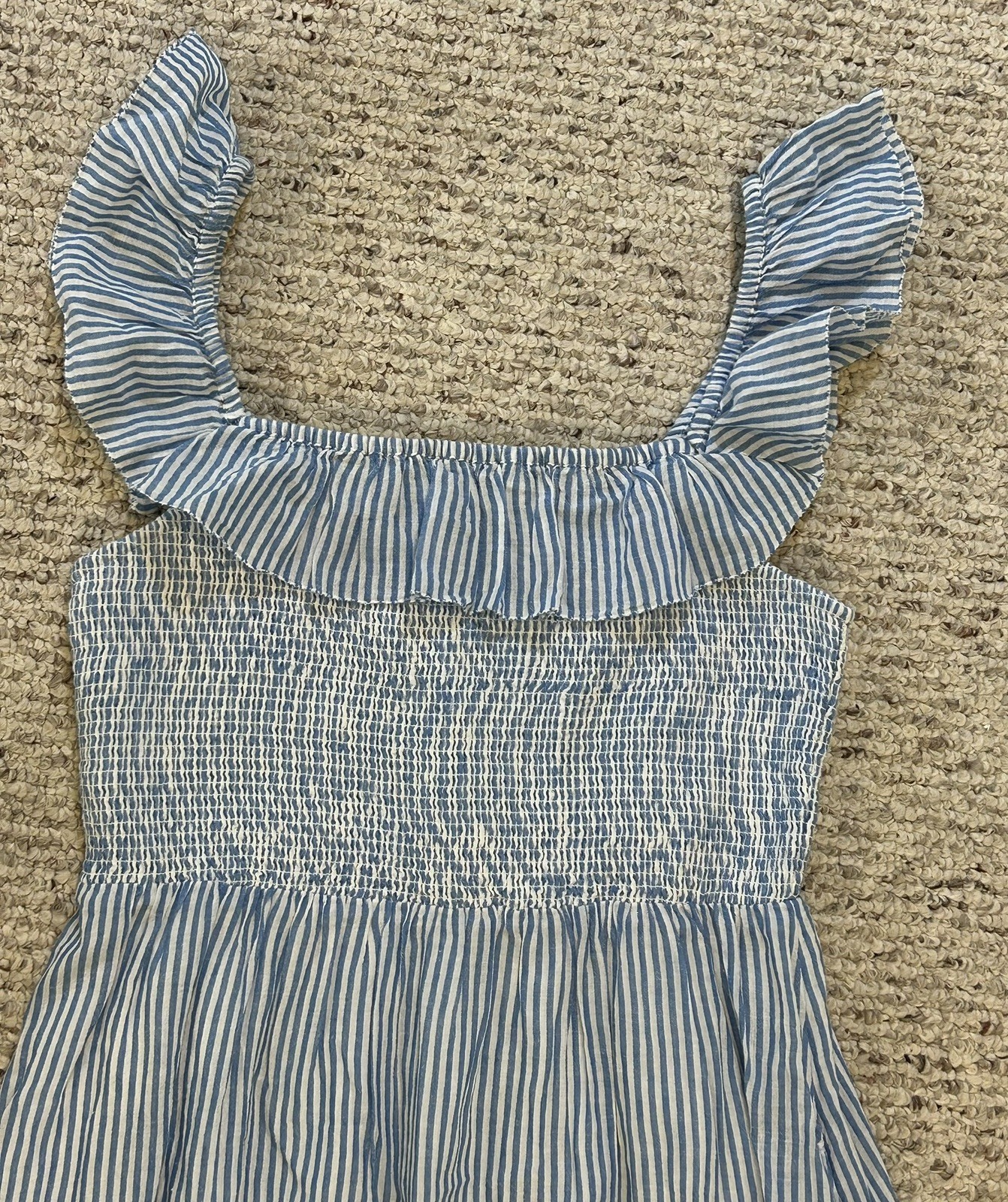 Vineyard Vines Chambray Blue & White Striped Midi Sundress. Size Small. Smocked