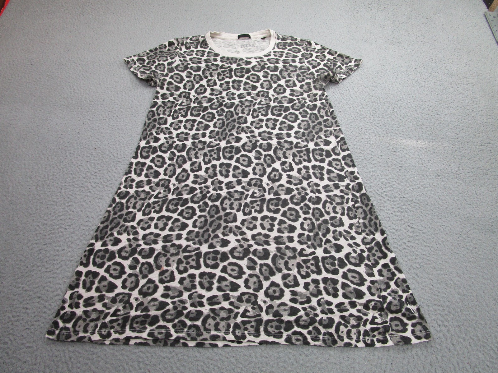 ATM Anthony Thomas Melillo Dress Womens Large Gray Black Leopard Print Crewneck