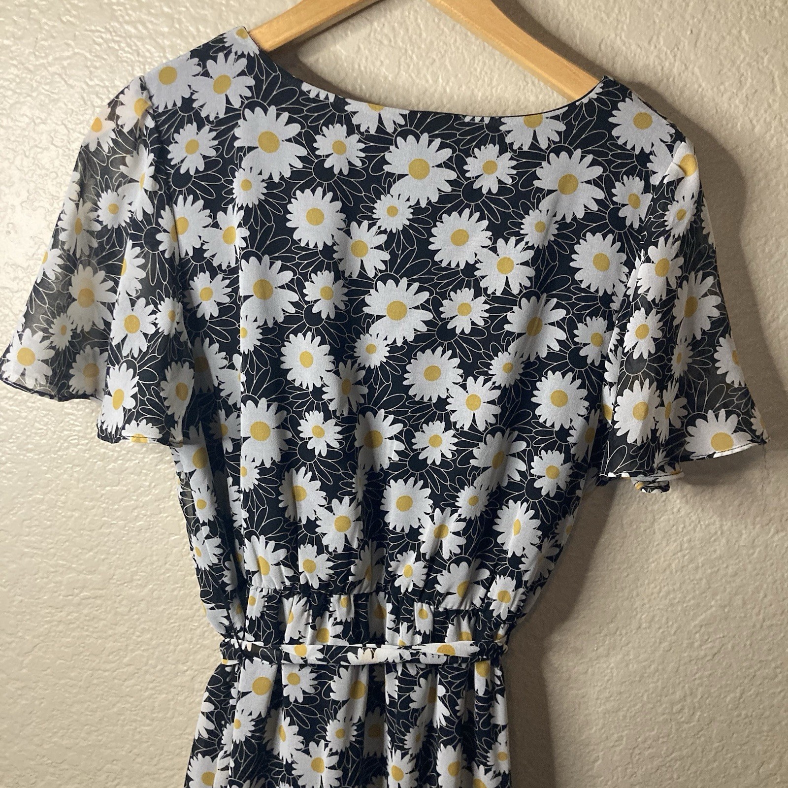 Rewind Floral Wrap Dress Bohemian Daisy Sundress High Low Cowgirl Size Medium