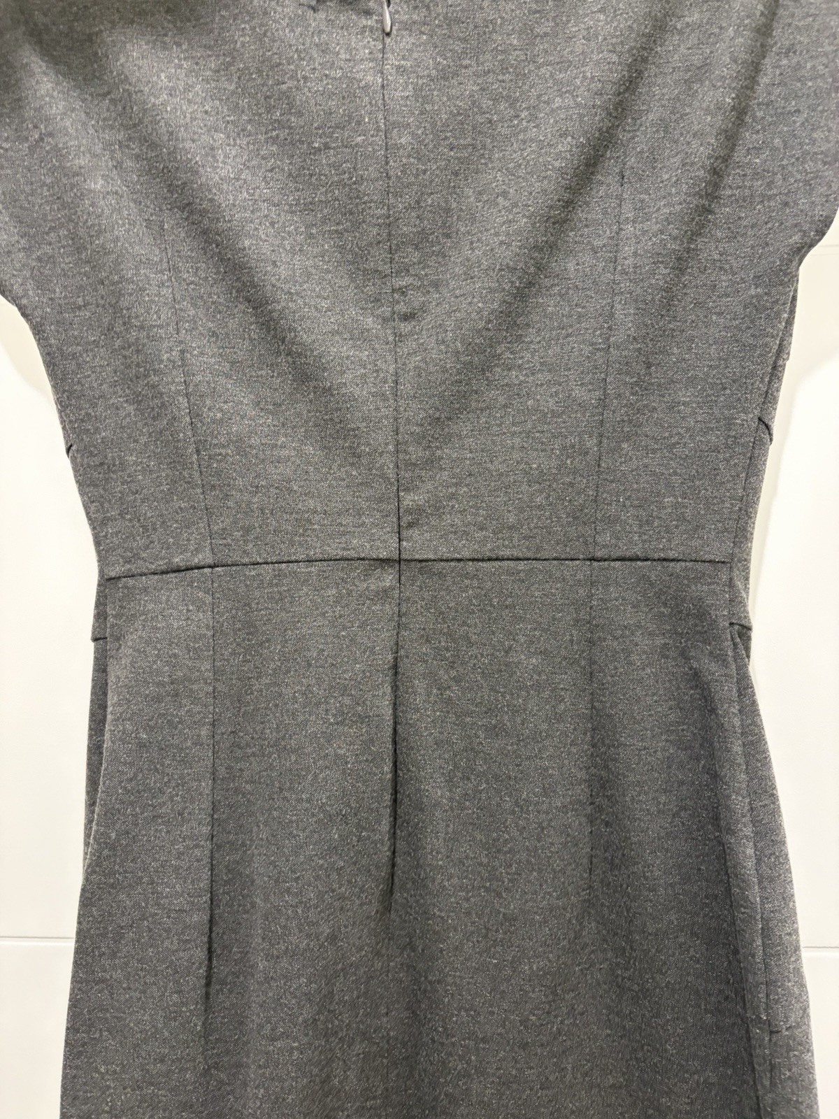 DILANNI Gray Knit Sheath Dress Cut Out Pleated Zip Knee Length Size S