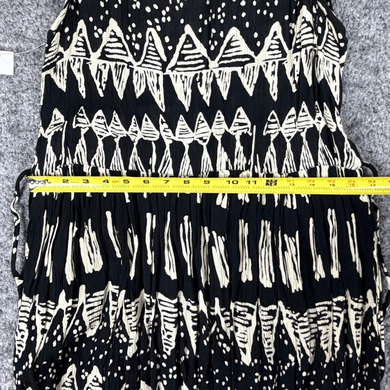 NEW Bila Womens Size M Black Geometric Tribal Print Rayon Maxi Dress Boho Casual