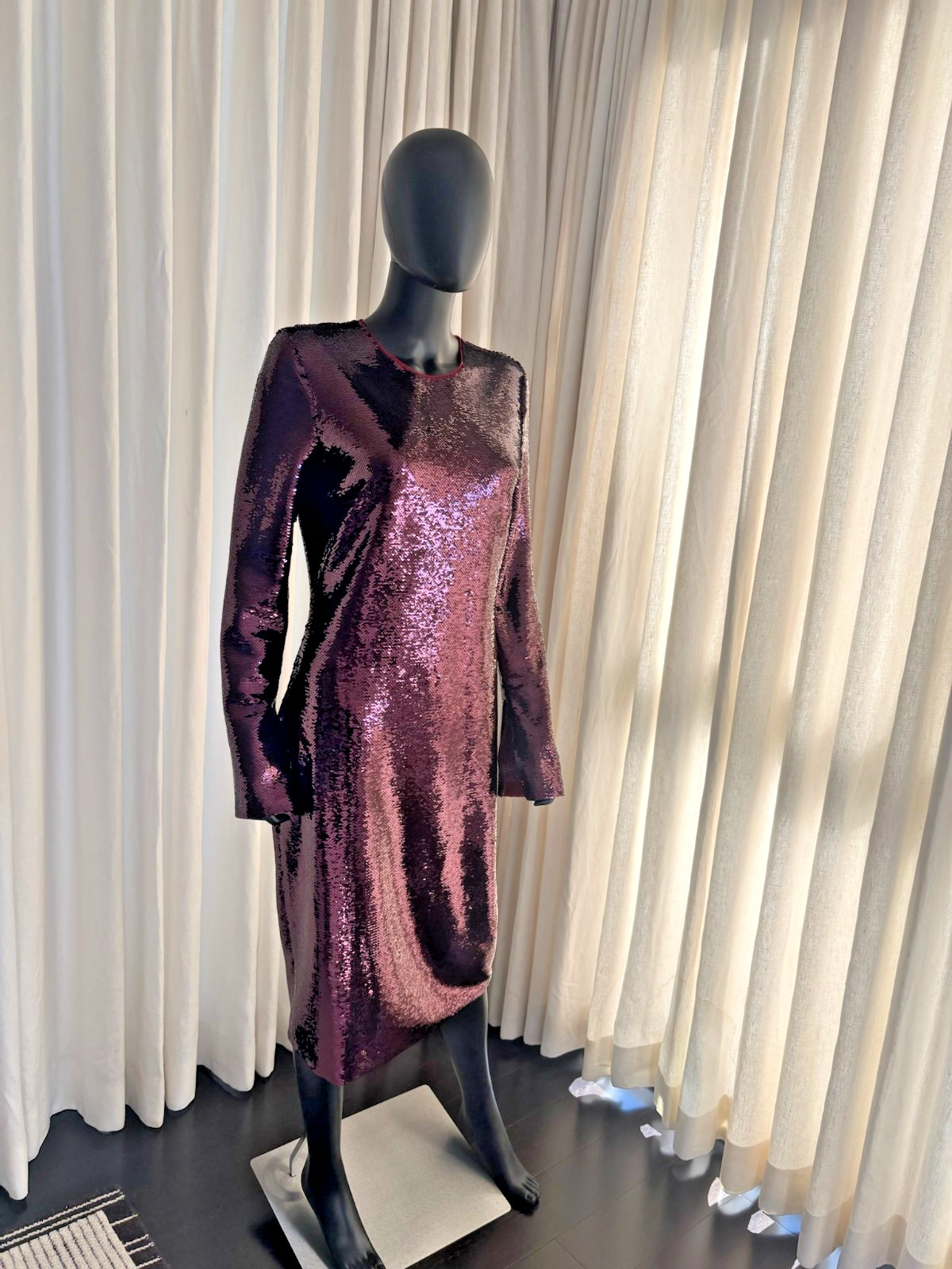 Tom Ford, Long-Sleeved Liquid Sequin Dress in plum. Size 46