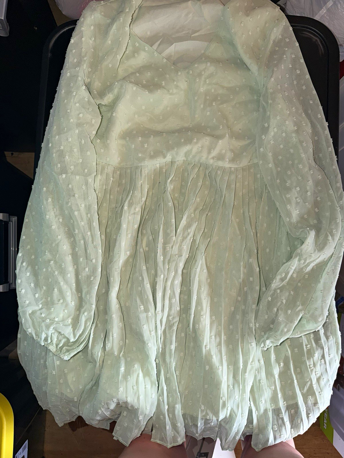 Women’s Mint Green Solid V-Neck Sheer Chiffon Balloon Sleeve Ruffle Mini Dress