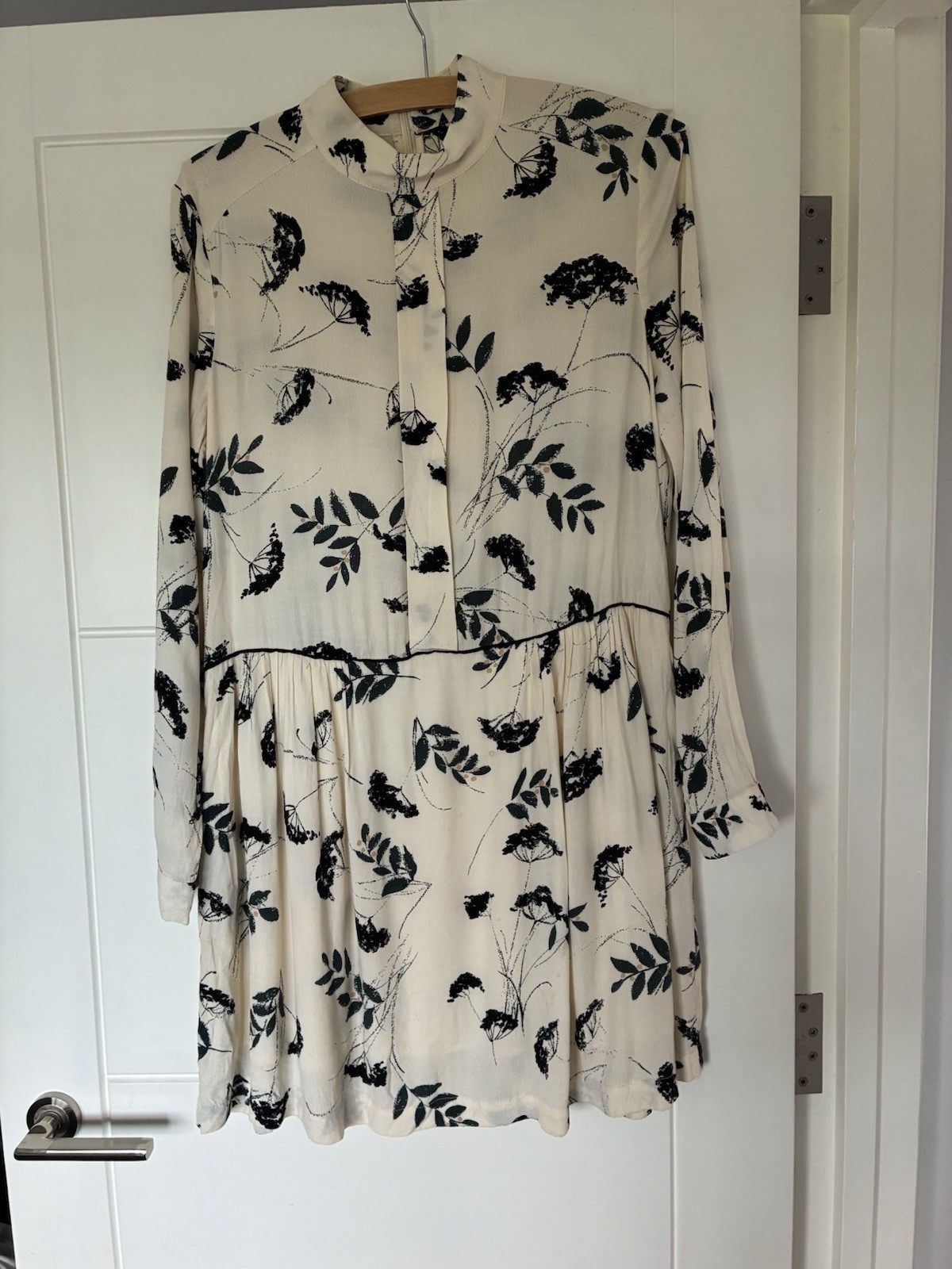 Ganni Floral Cream Black Short Mini Dress Size 8 36 Cottagecore Scandi chic