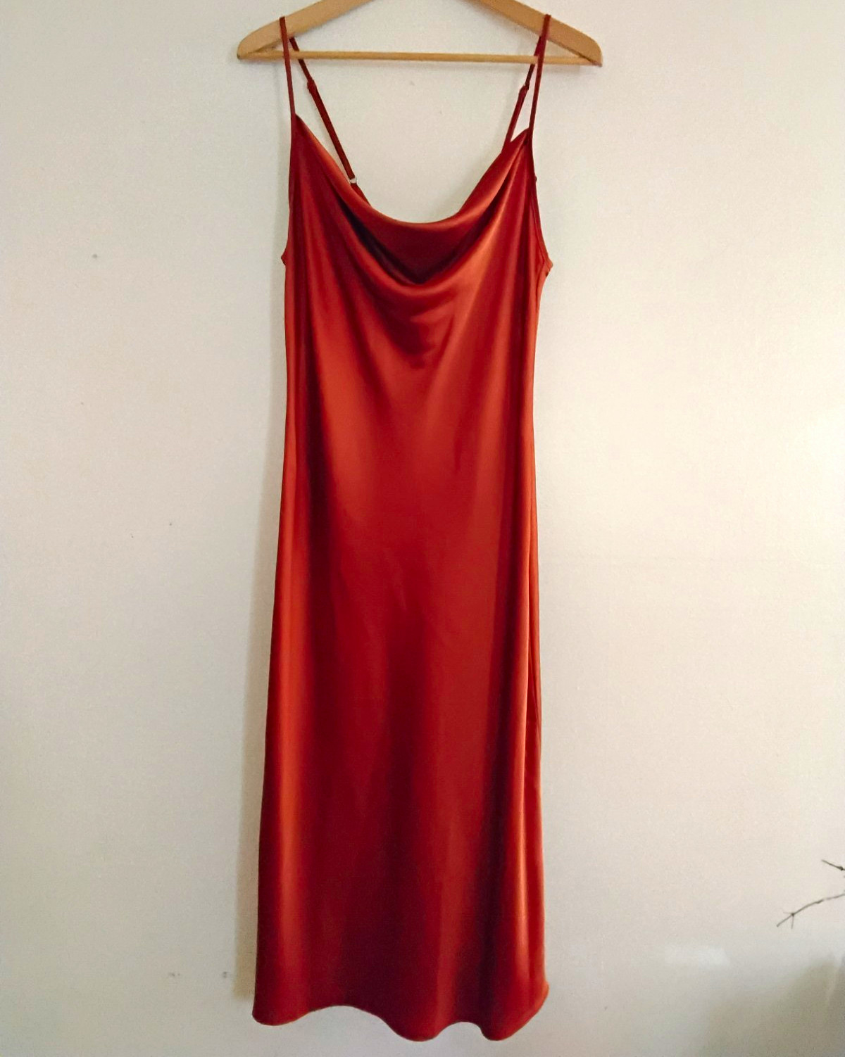 e.ssue Rust Satin Slip Dress Cowl Neck Spaghetti Straps Midi Women’s S