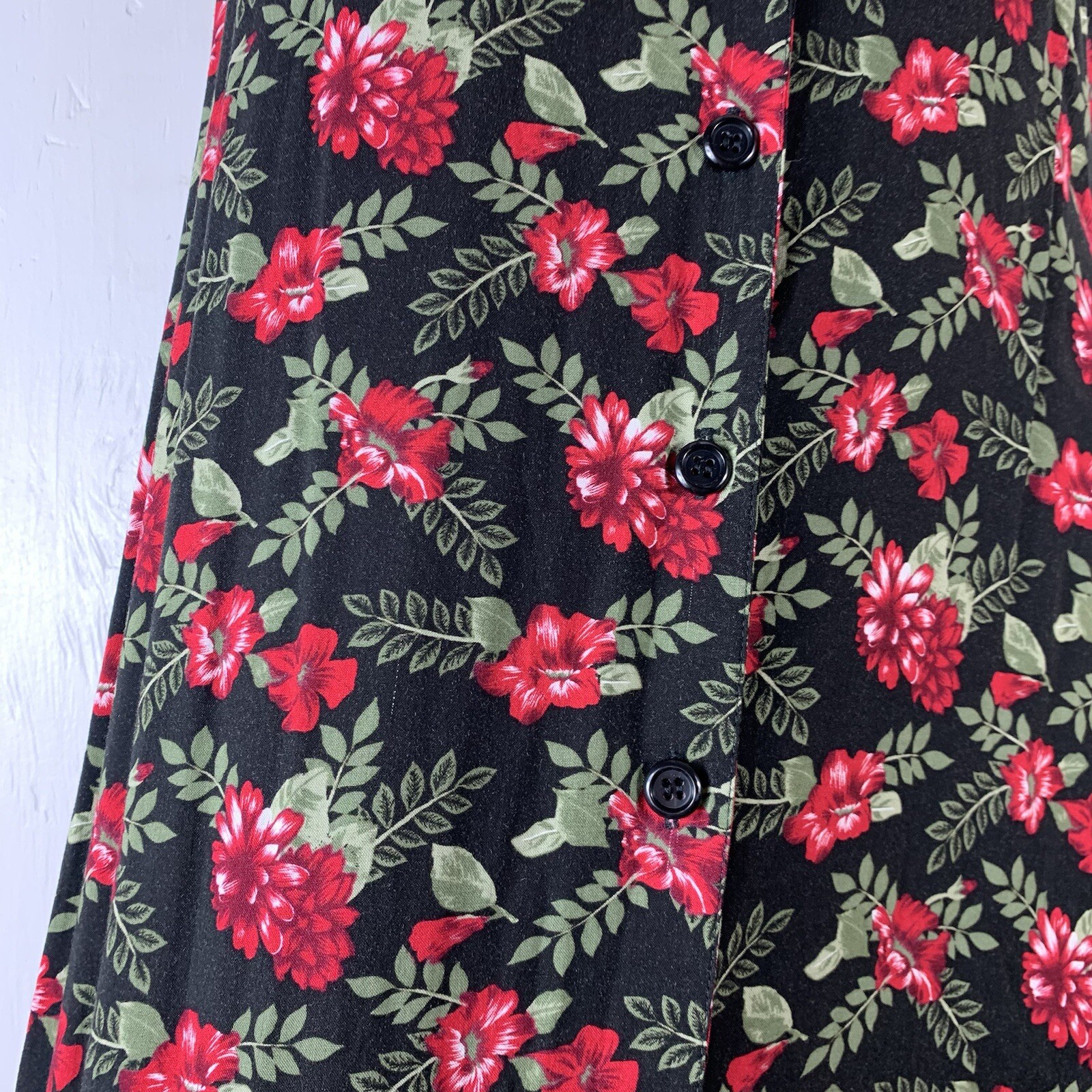 Vintage Dress Size Medium Black Red Green Sleeveless Button Up Basic Editions