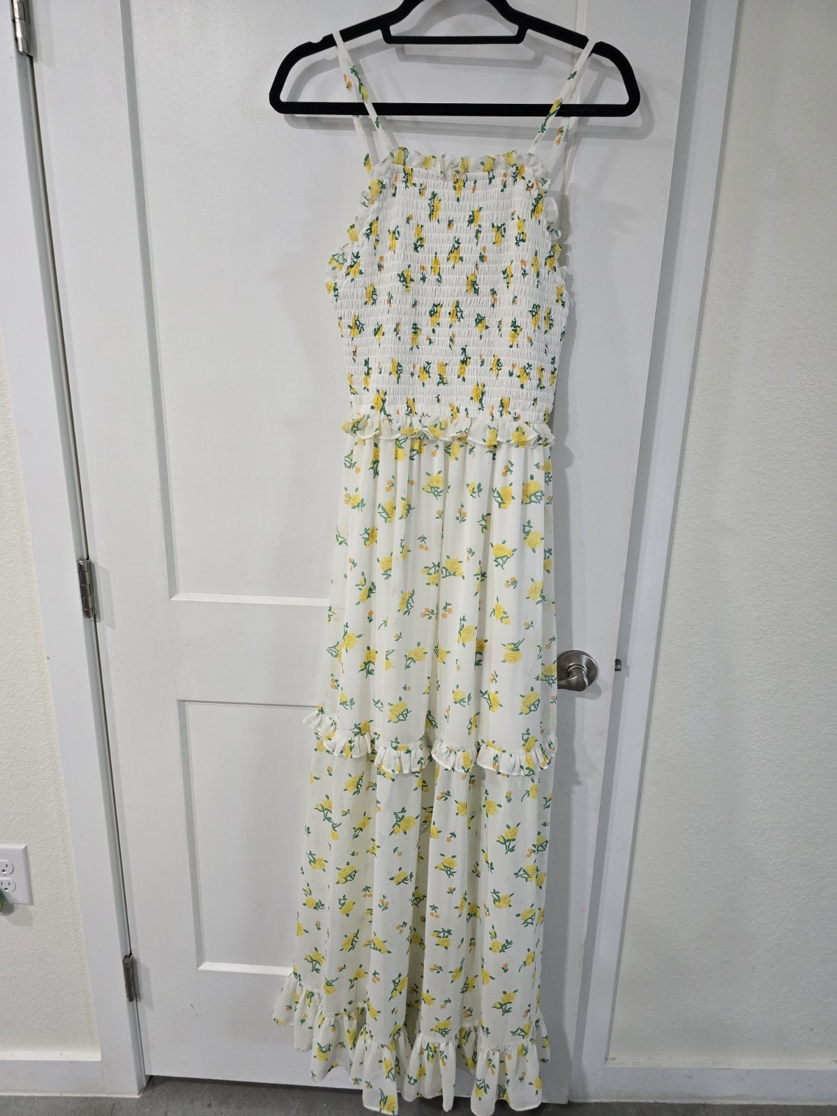 Betsey Johnson White & Yellow Floral Chiffon Ruffled Maxi Dress size 6