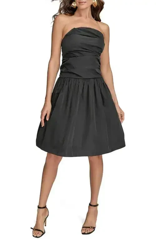 Xscape Black Strapless Mixed-Media Fit & Flare Mini Dress Size 4 $259