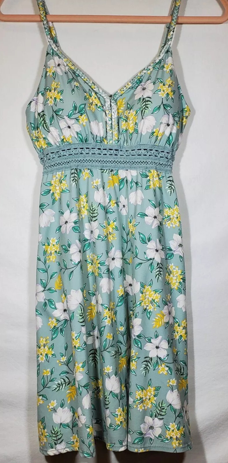 Ladies No Boundaries Green Floral Spaghetti Strap Sundress Size M (7-9)