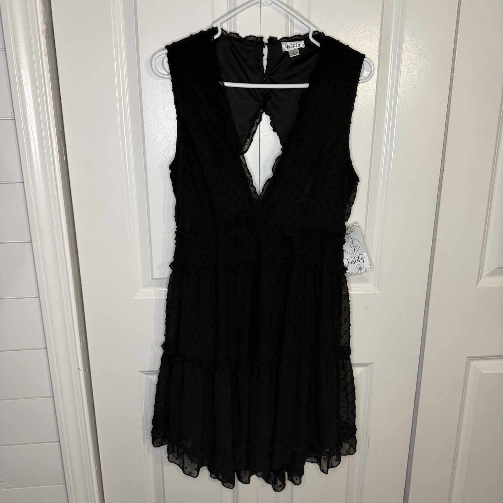 NWT Justify Size XL Vneck Mini Dress Open Back Sleeveless Black Textured New