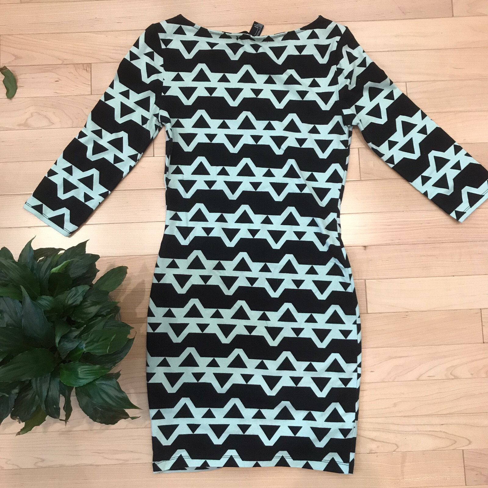 Forever 21 Mint Green & Black Geometric Aztec Pattern Bodycon Cotton Dress Small