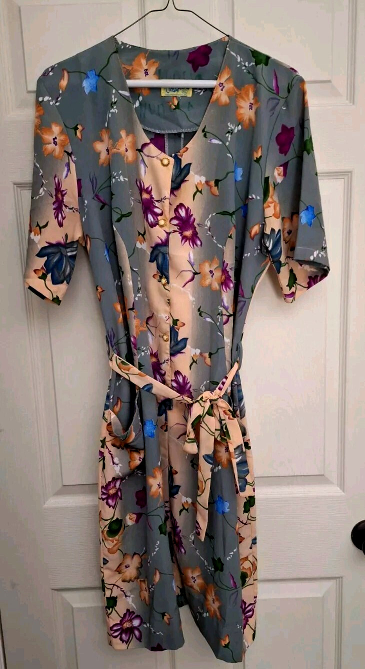 Josephine Puerto Rico Womens Floral Dress Grannycore Button Pockets Size 15/16