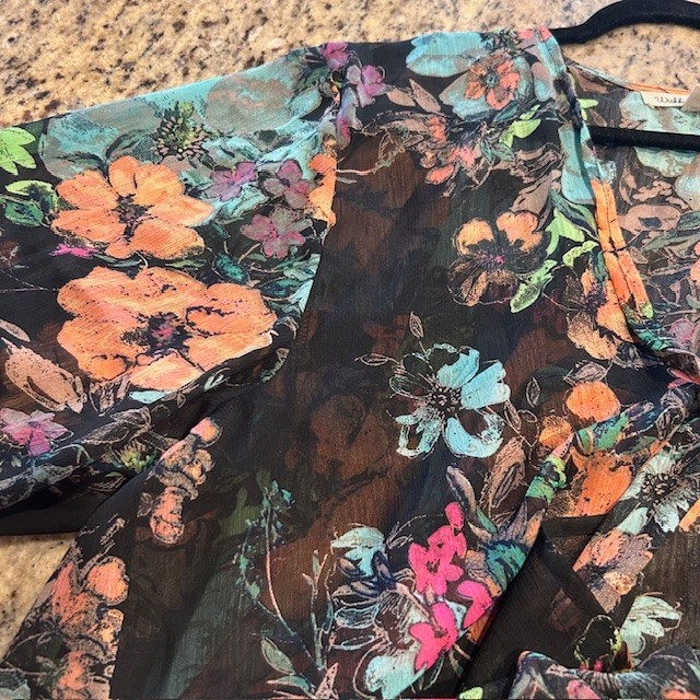 Wishful Park Kimono Size Medium