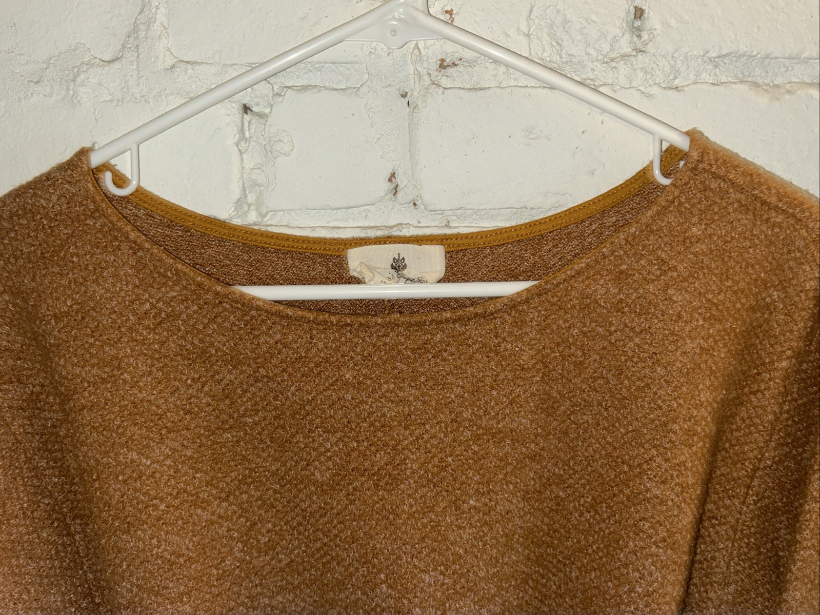 Betsey’s Boutique Shop Cognac Long Sleeve Front Tie Sweater Dress Size Medium
