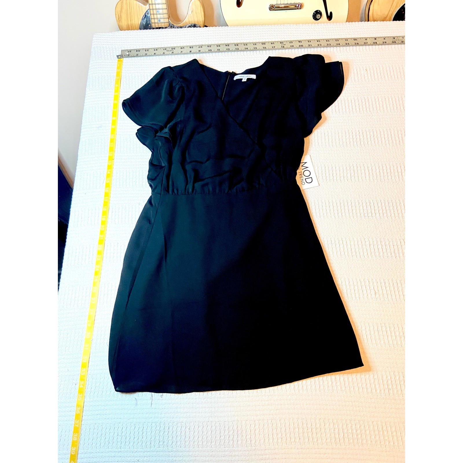 Mod Trend Boutique Womens Black V-Neck Flutter Sleeve Wrap Mini Dress NWT Small