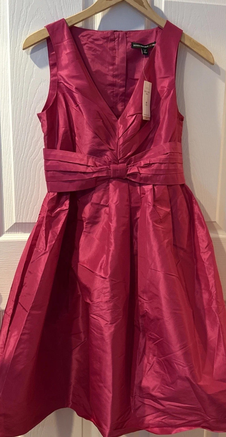 Banana Republic Mad Men Women’s Pink Dress Glam Party Size 2P NWT