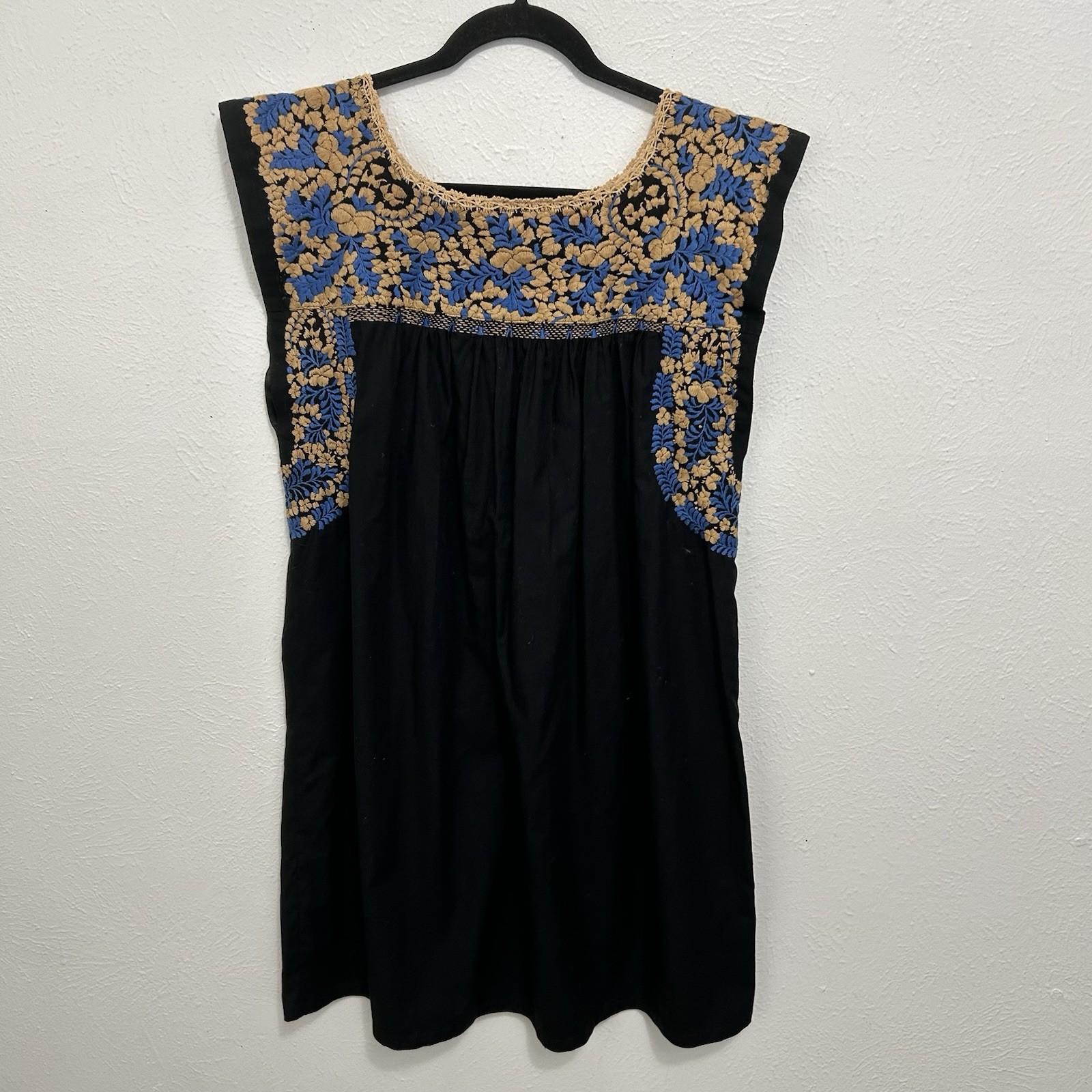MI GOLONDRINA Flores Shift Dress Black Embroidered Sleeveless Oaxaca Sz L Mexico