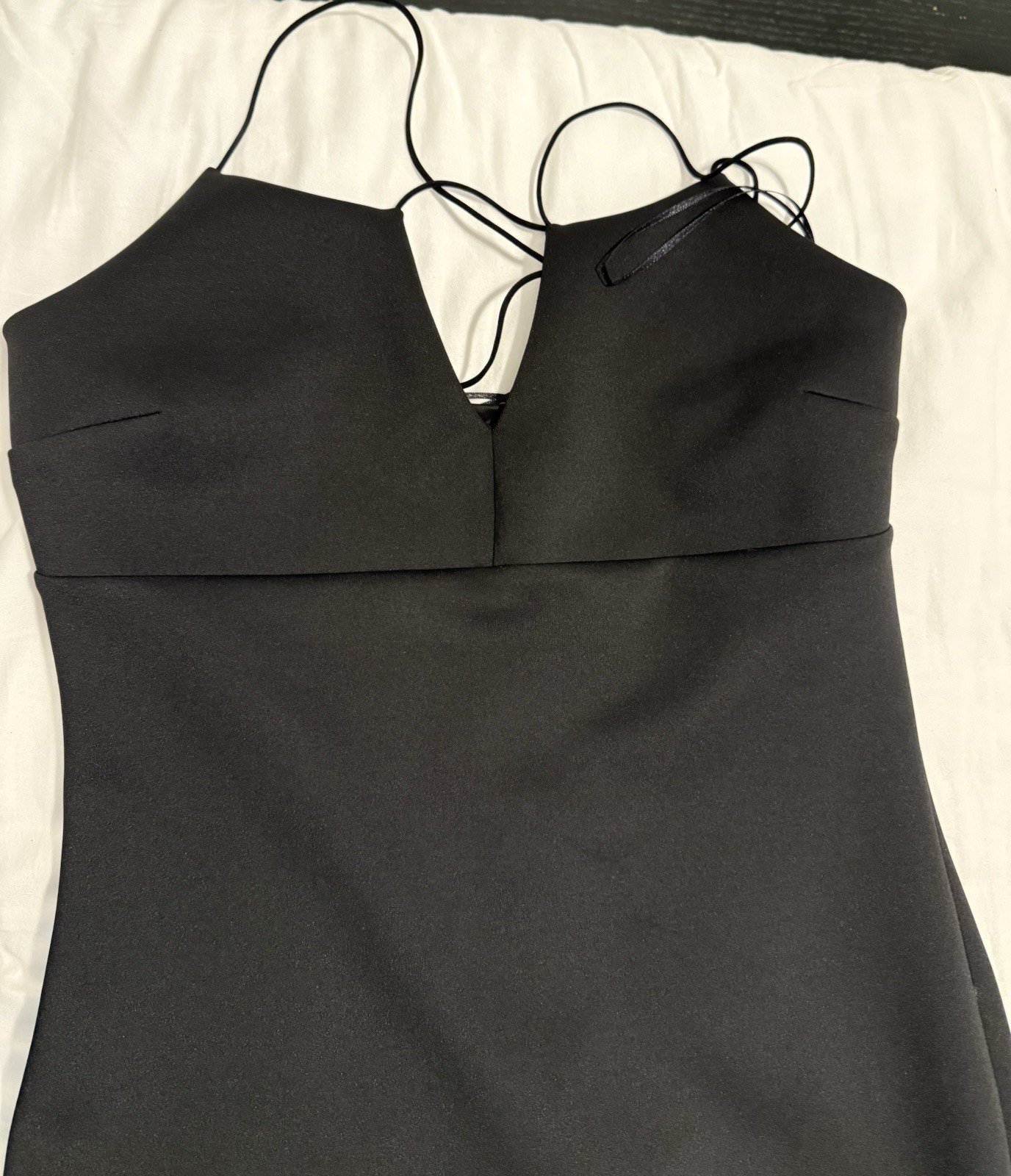GUESS Black Satin Bodycon Mini Dress Women’s Size M V-Neck Strappy Back Zip