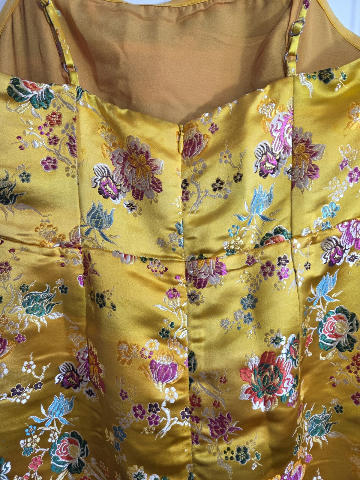 AVERY Size 12 Yellow Satin Floral Strappy Sleeveless Mini Dress