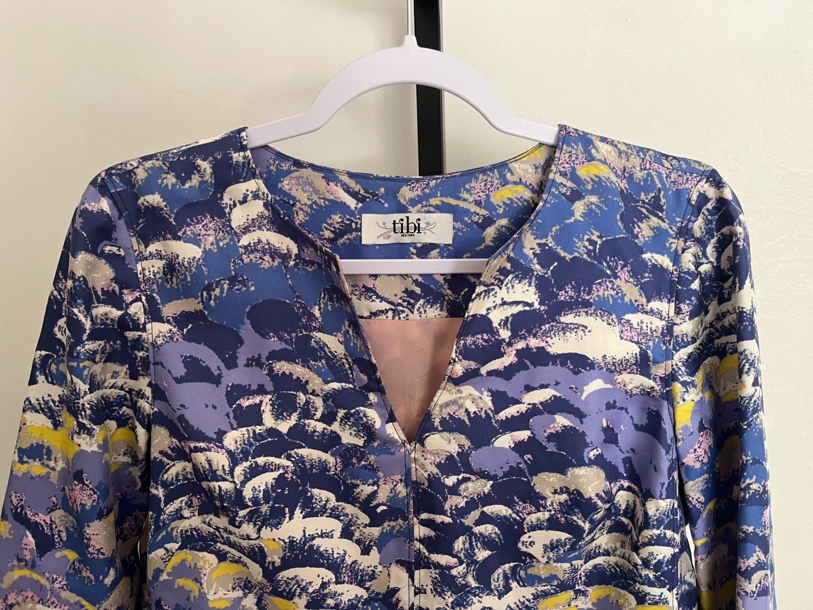 Tibi New York V-Neck Long Sleeve Silky Patterned Dress