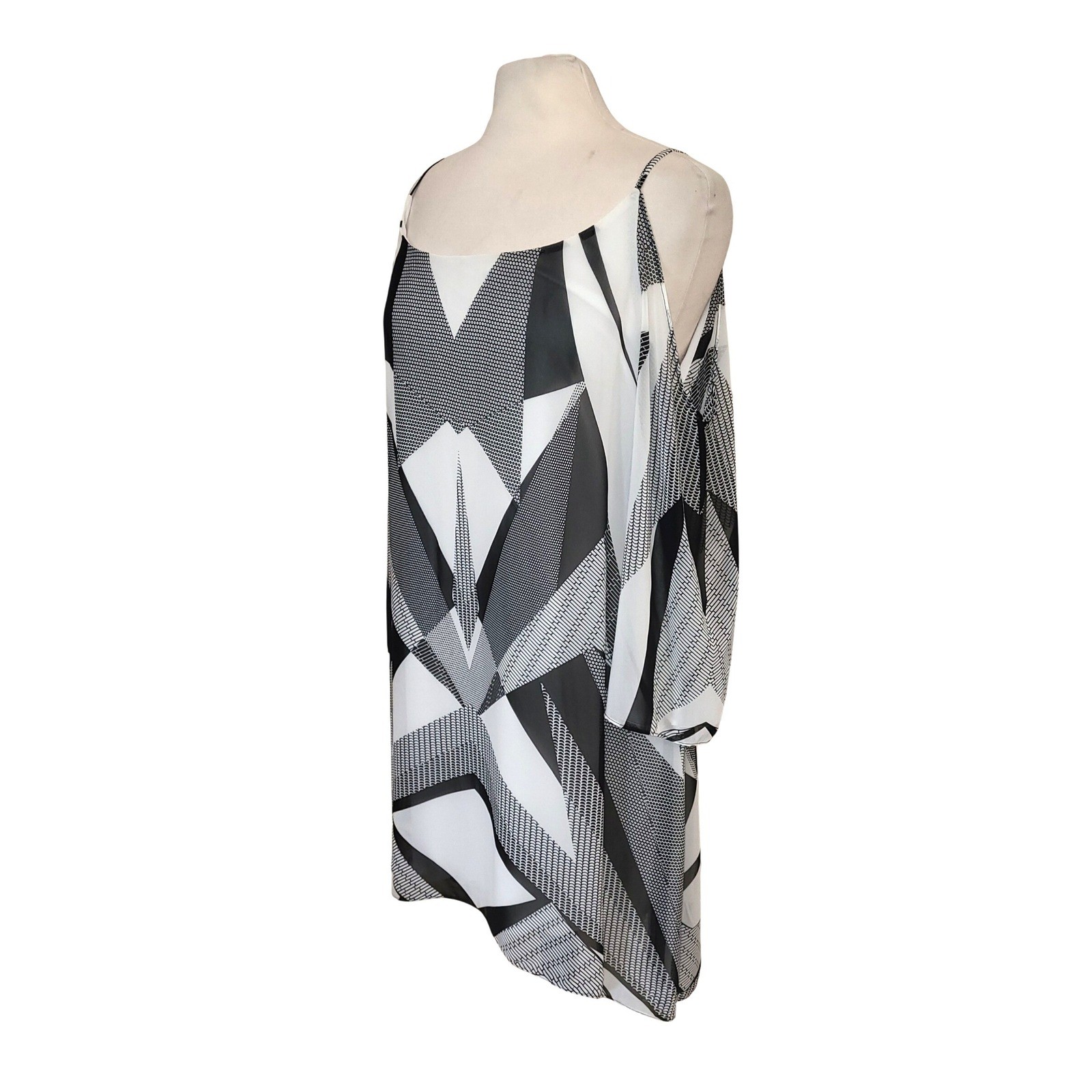 Bisou Bisou Michele Bohbot Boho Geometric Graphic Scoop 70s Retro Shift Dress 12