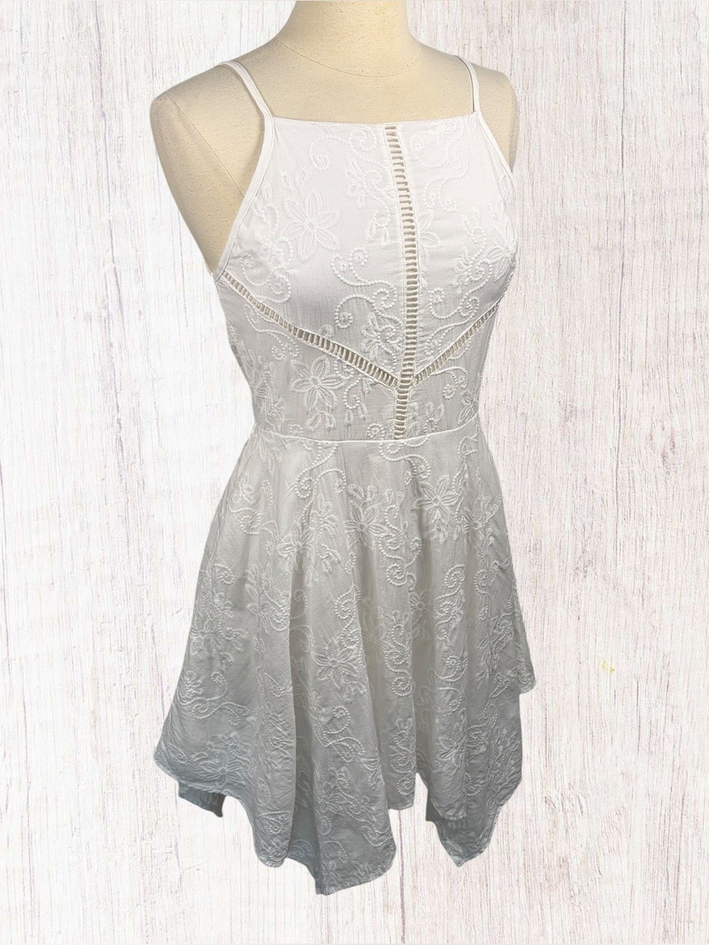 ALTAR’D STATE Embroidered 100% Cotton Asymmetric Fit & Flare White Dress, Large