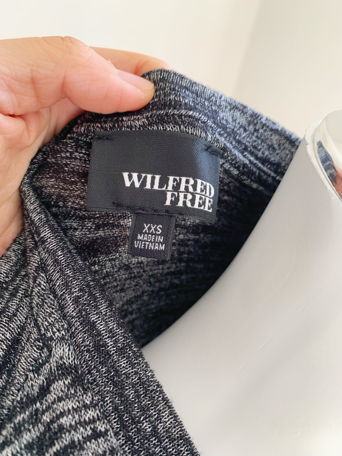 Wilfred Free XXS Marled Knit Bodycon Midi Dress Stretch V Neck Long Sleeve Grey