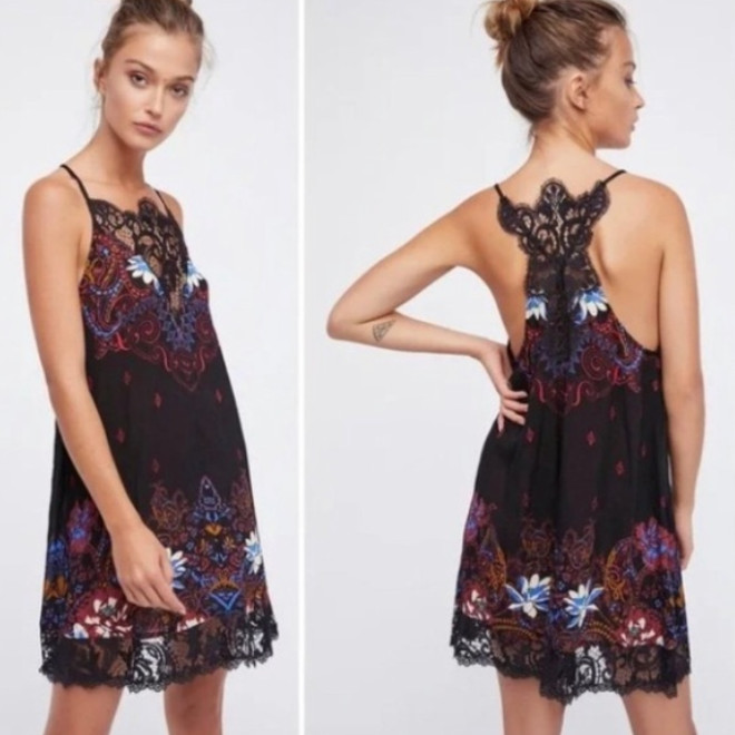 Free People Who’s Sorry Now, Size Small, Slip Dress Black Dark Floral Lace Mini