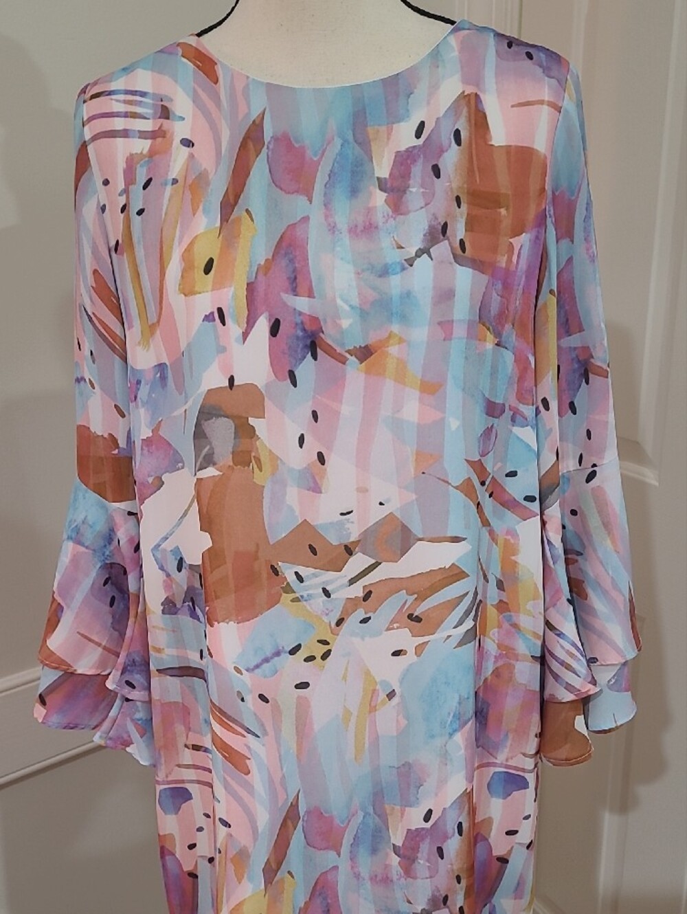 Jade Abstract Watercolor Print Shift Dress in Pastel Pink and Blue – Size M
