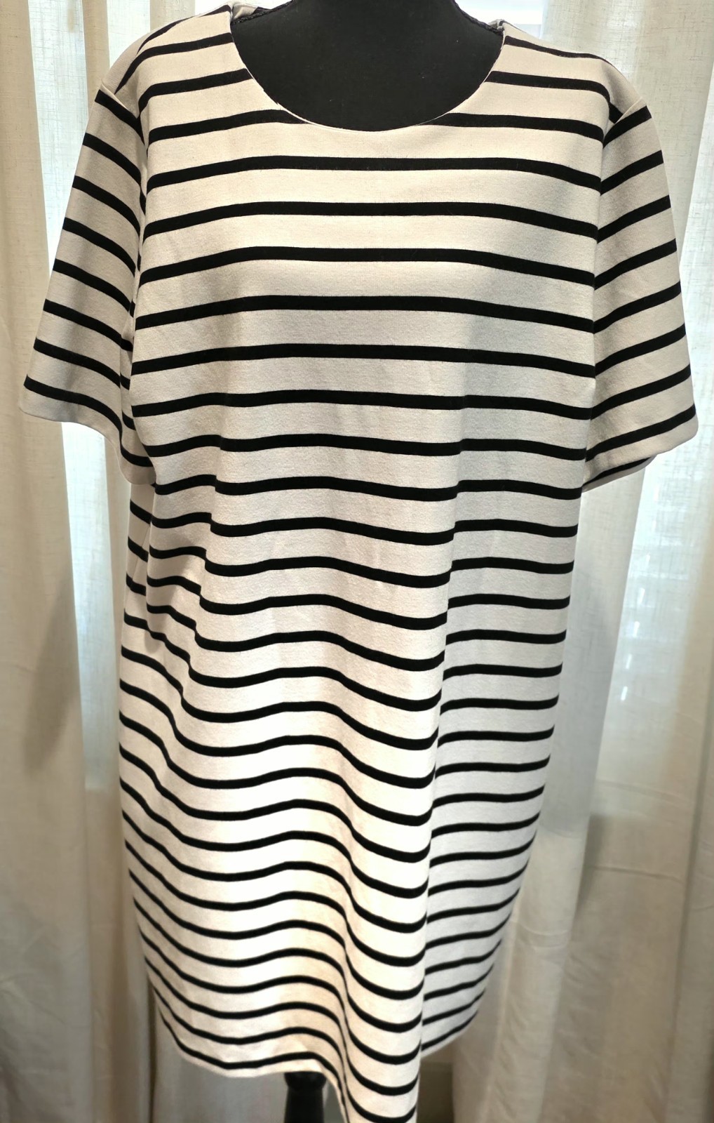 Old Navy Women’s Size XXL Black White Striped Shift Dress Short Sleeve W Zipper