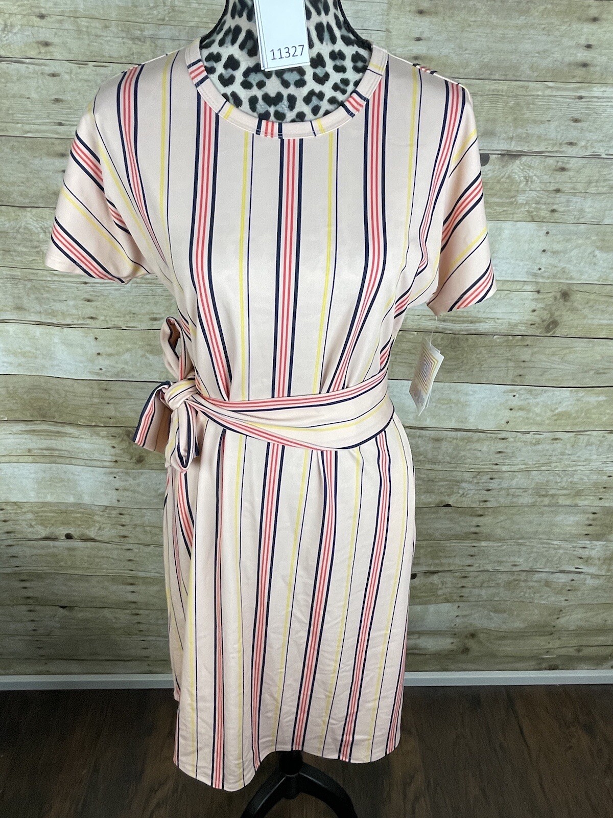 NWT S MARLY DRESS WITH POCKETS. Midi Dress. LuLaRoe Knee Length W/removable Sash