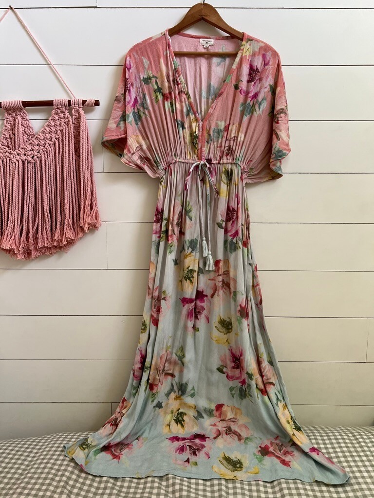 World Market Floral Kimono Style Maxi Dress Women’s Size S/M Boho Beachy Summer