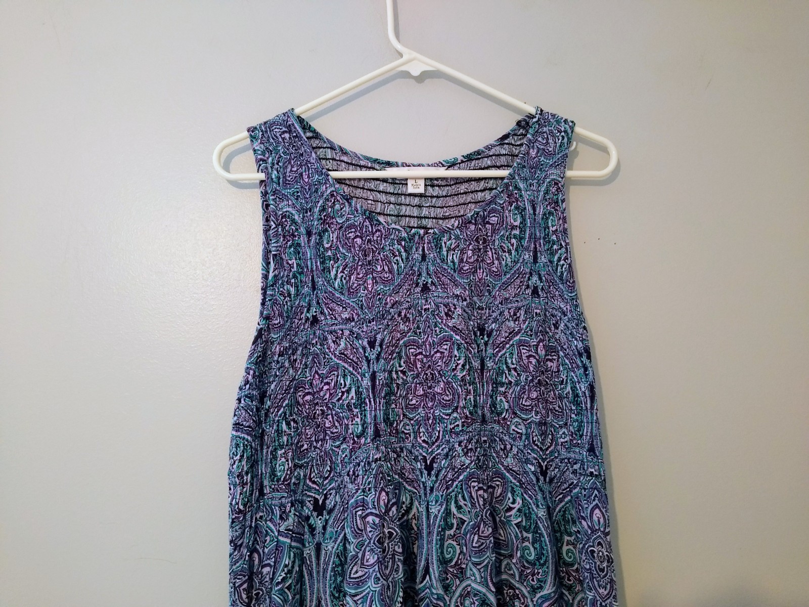 Croft & Barrow Midi Sundress L Blue Purple Paisley SmockingScoop Neck Flowy Boho