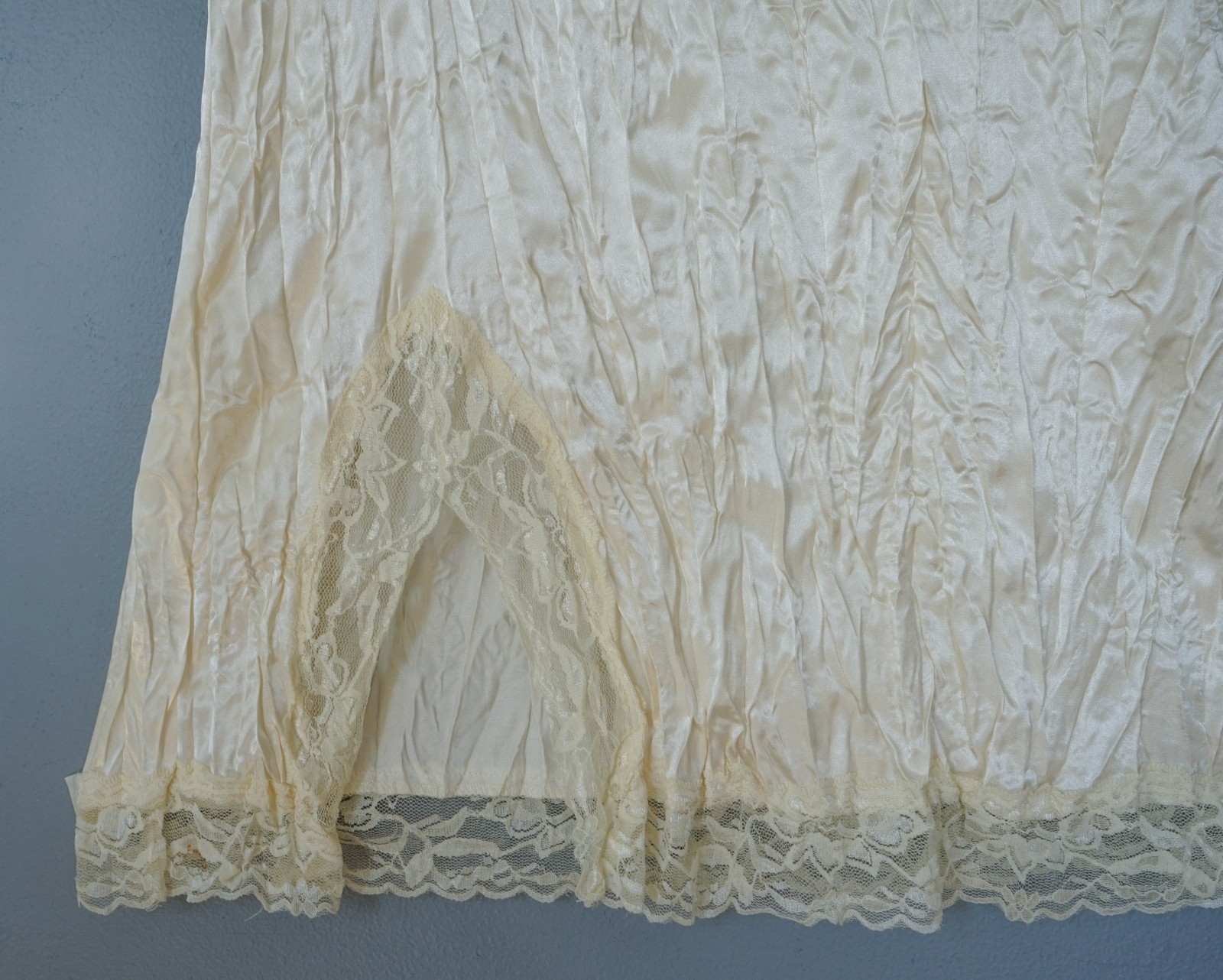 VTG 90s One Step Up Lace Slip Crinkle Dress Cami Top L Whimsigoth Fairy Coquette