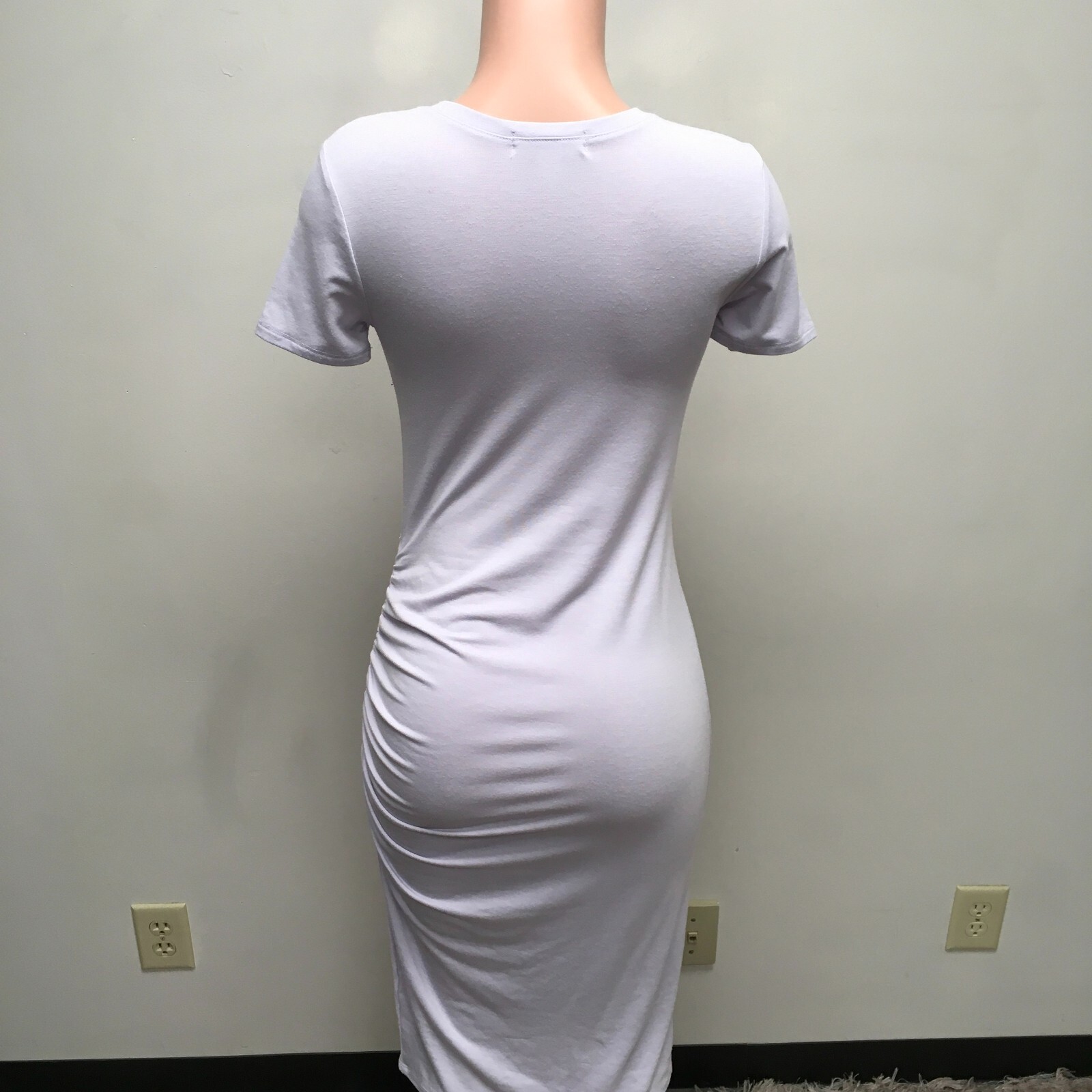 Treasure Bond Womens White Short Sleeve Ruched Stretch Knit Sheath Shirt Dress S