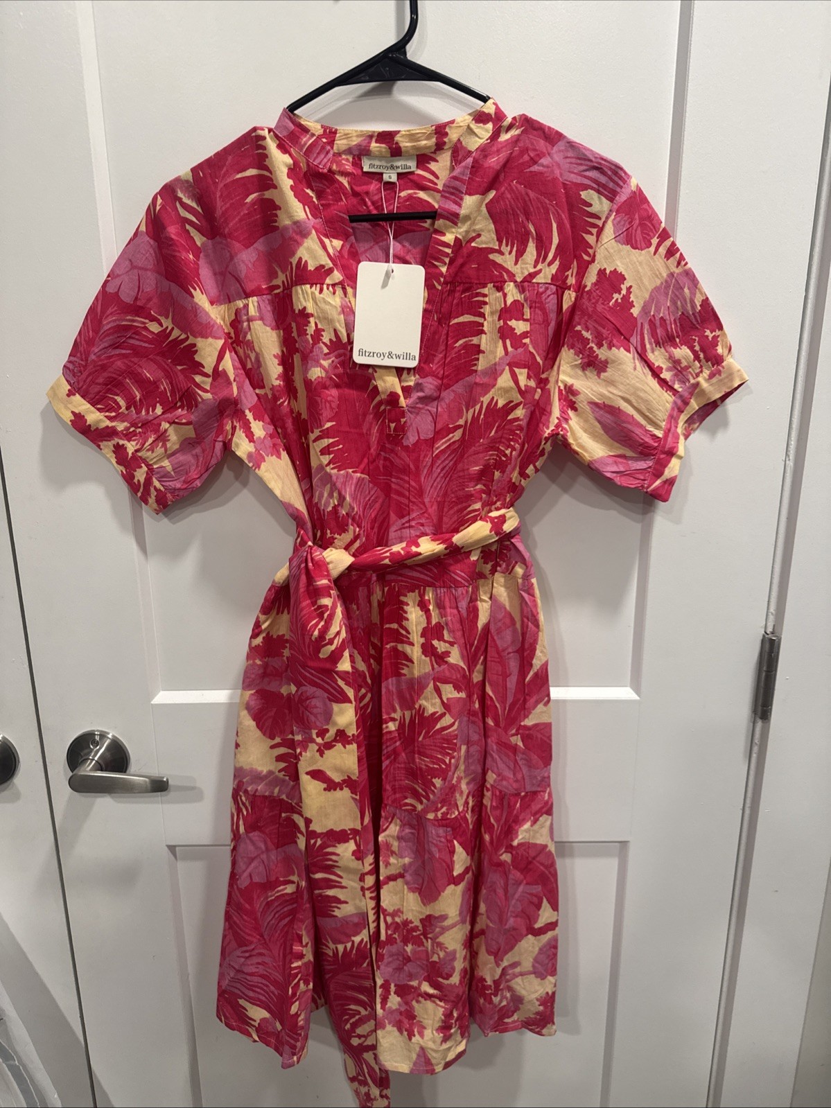 Fitzroy & Willa Women’s Martine Dress In Sand Palm Size Small