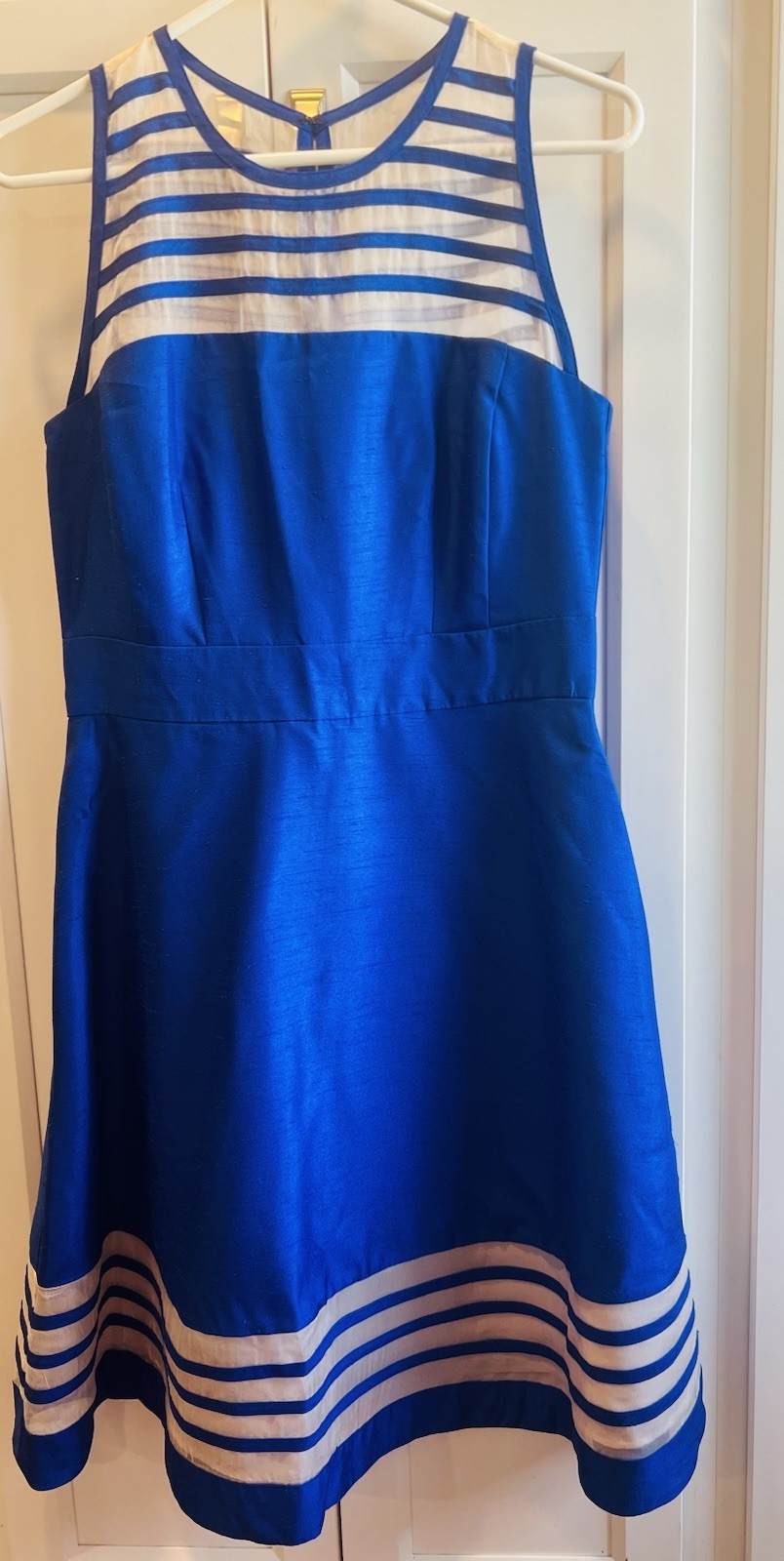 Just Taylor Dress, Size M, Blue And White. Mesh Striped Yoke. Zips In The Back.