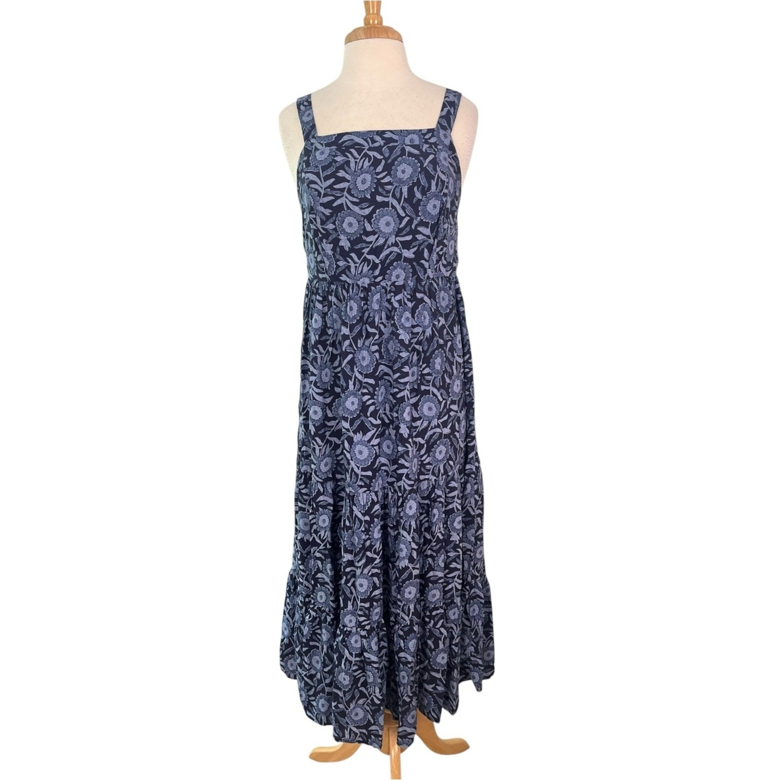 Blue Floral Tiered Maxi Dress Womens Medium Sundress Garden Party Spring Summer