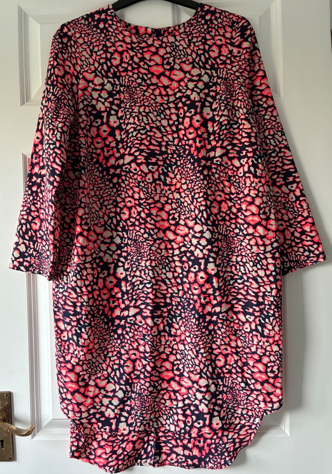 Topshop Neon Leopard Print Shift Dress – size 10