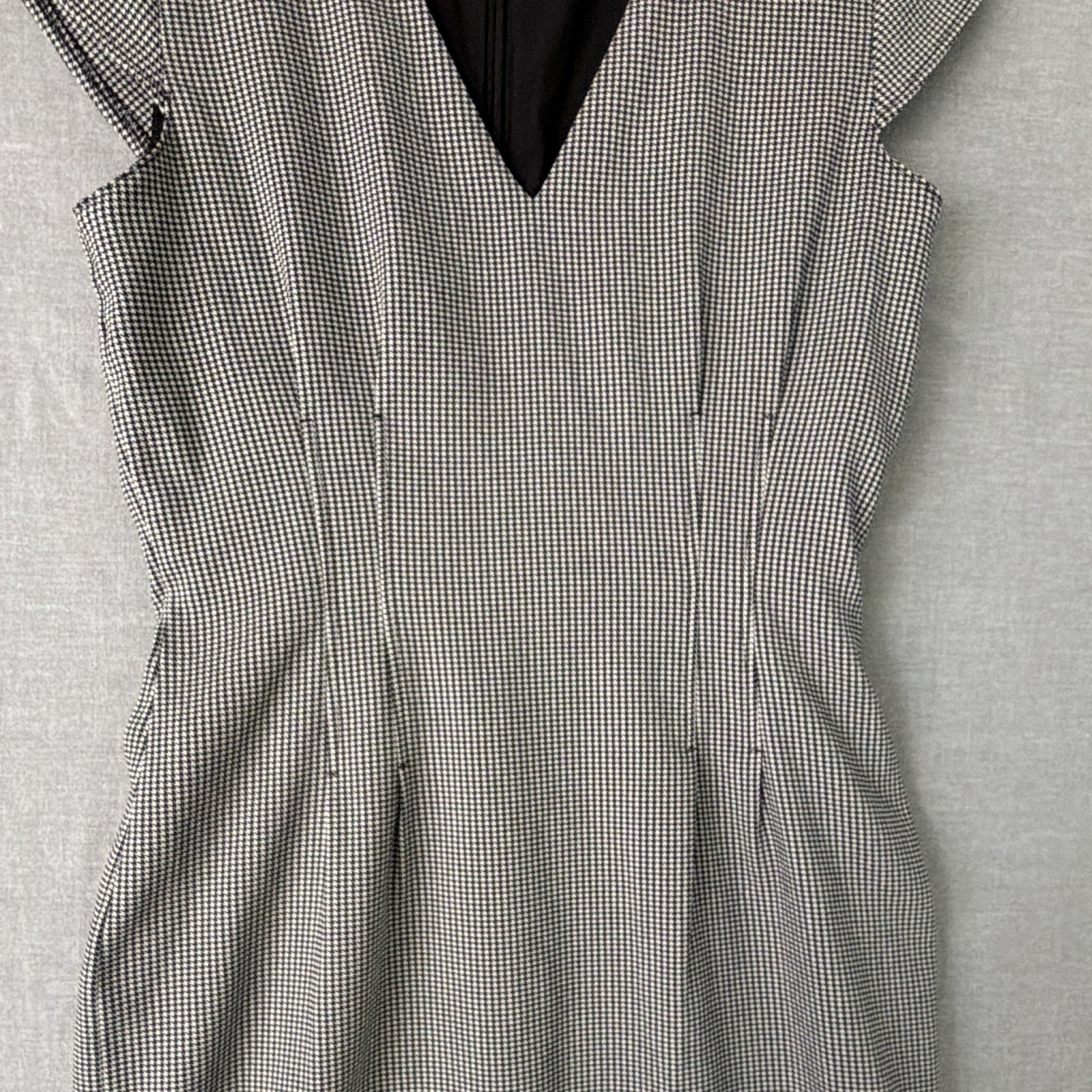 Antonio Melani Black White Houndstooth V-Neck Cap Sleeve Sheath Dress S