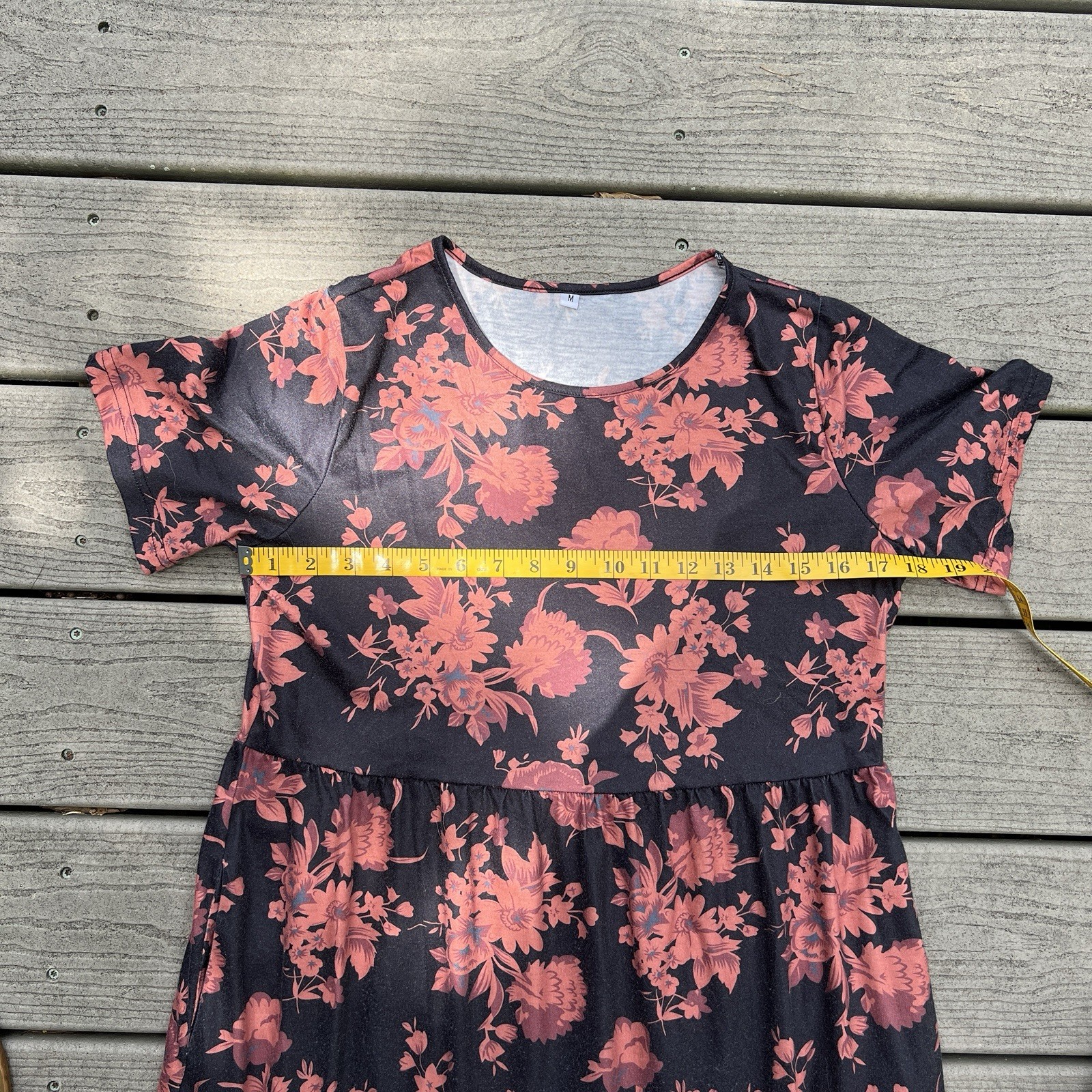 Amazon: Floral Black and Rust Short Sleeve Maxi Dress. Size Medium.