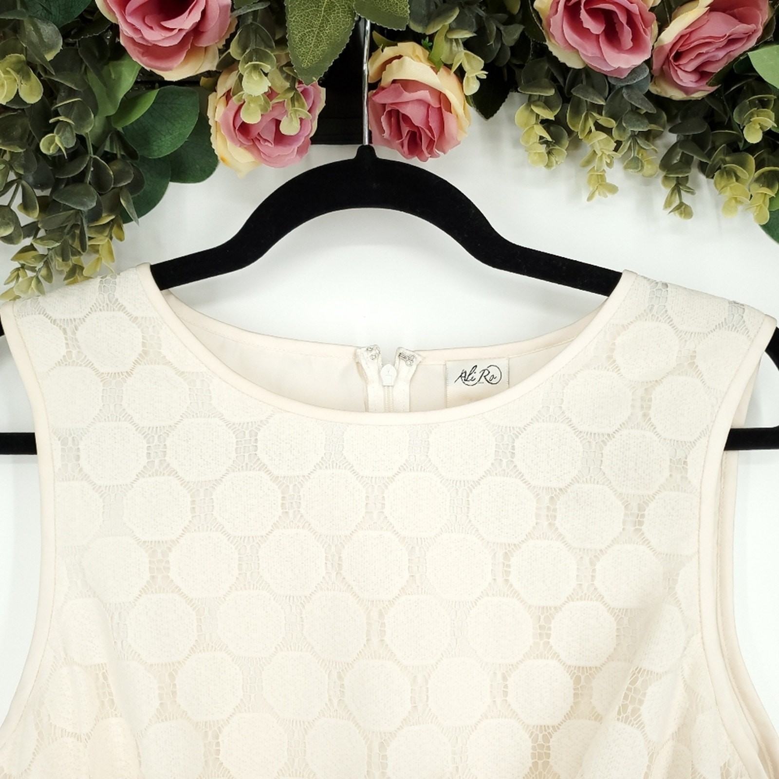 Ali Ro Dot Lace Knot-Front Sleeveless Off White Dress Size 6 NWT