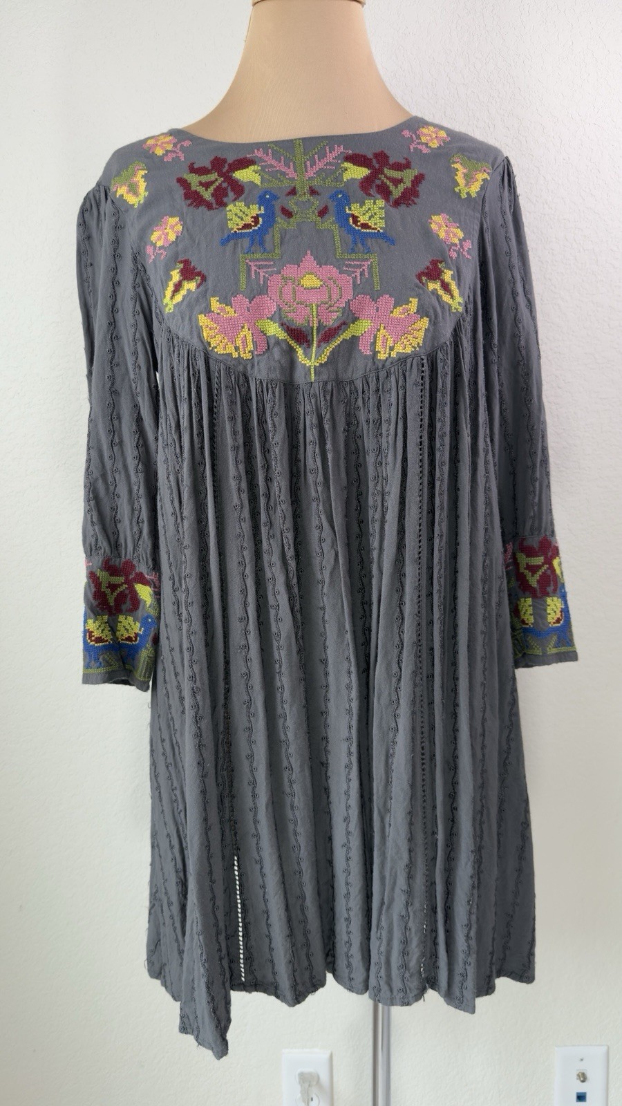Anthropologie Ivy Jane Floral Embriodered Cross Stitch Shift Dress XS