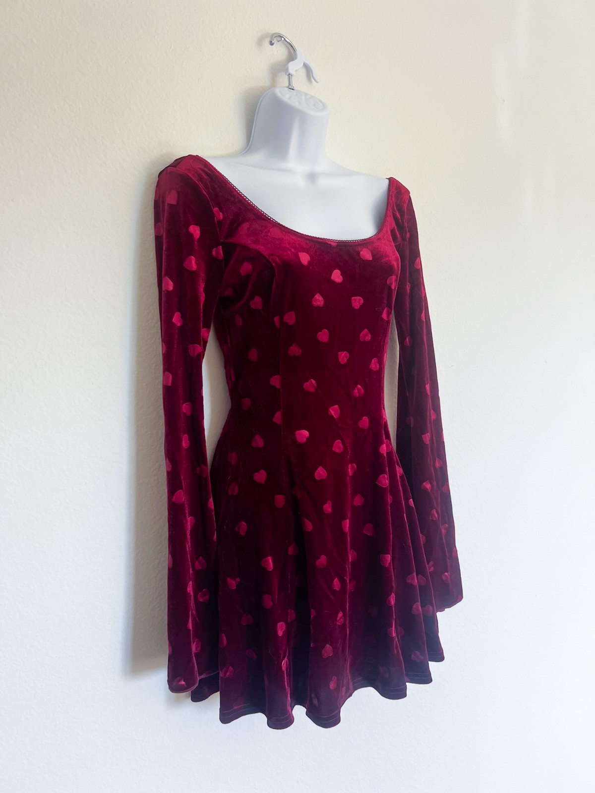 NWT Dolls Kill Sugar Thrillz Valentine Wish Mini Dress Red Heart Velvet Small