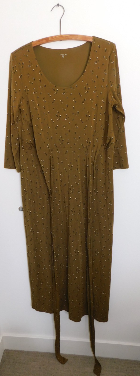 Garnet Hill Mossy Green Floral Print Maxi Dress M Tie Waist Made in Ukraine