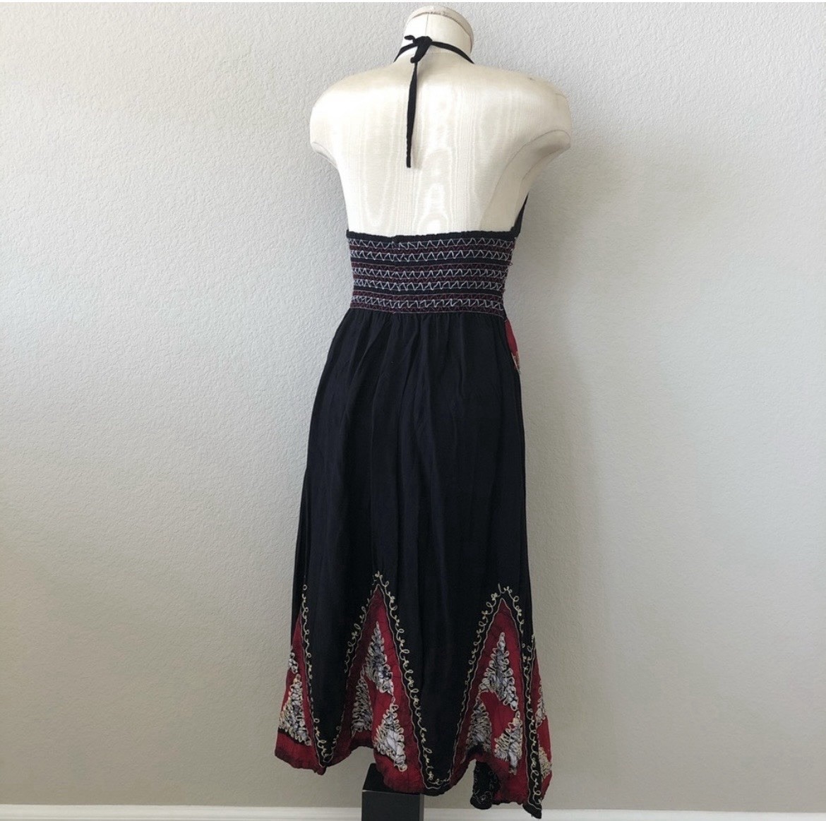 Halter Top A-Line Skirt Black And Red Midi Dress