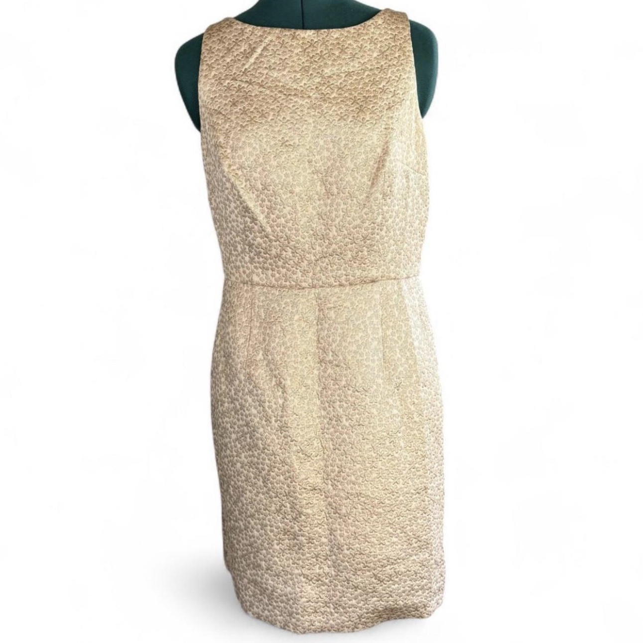 American Living Women’s 10 Gold Floral Scoop Neck Sleeveless Sheath Dress Lined