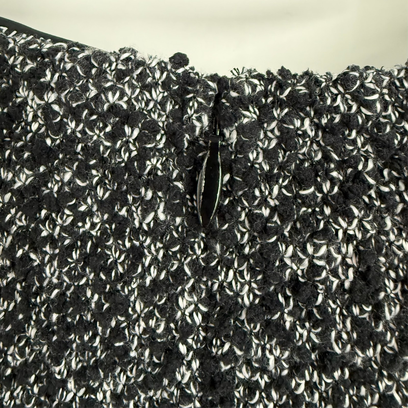 NWT Torrid At The Knee Boucle Contoured Panel Dress Womens Sz 26 Gray Black Slim