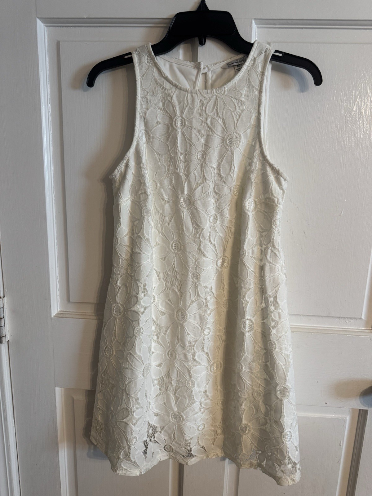 White Floral Daisy Lace Sheath Dress Women’s Size M Sleeveless Boho