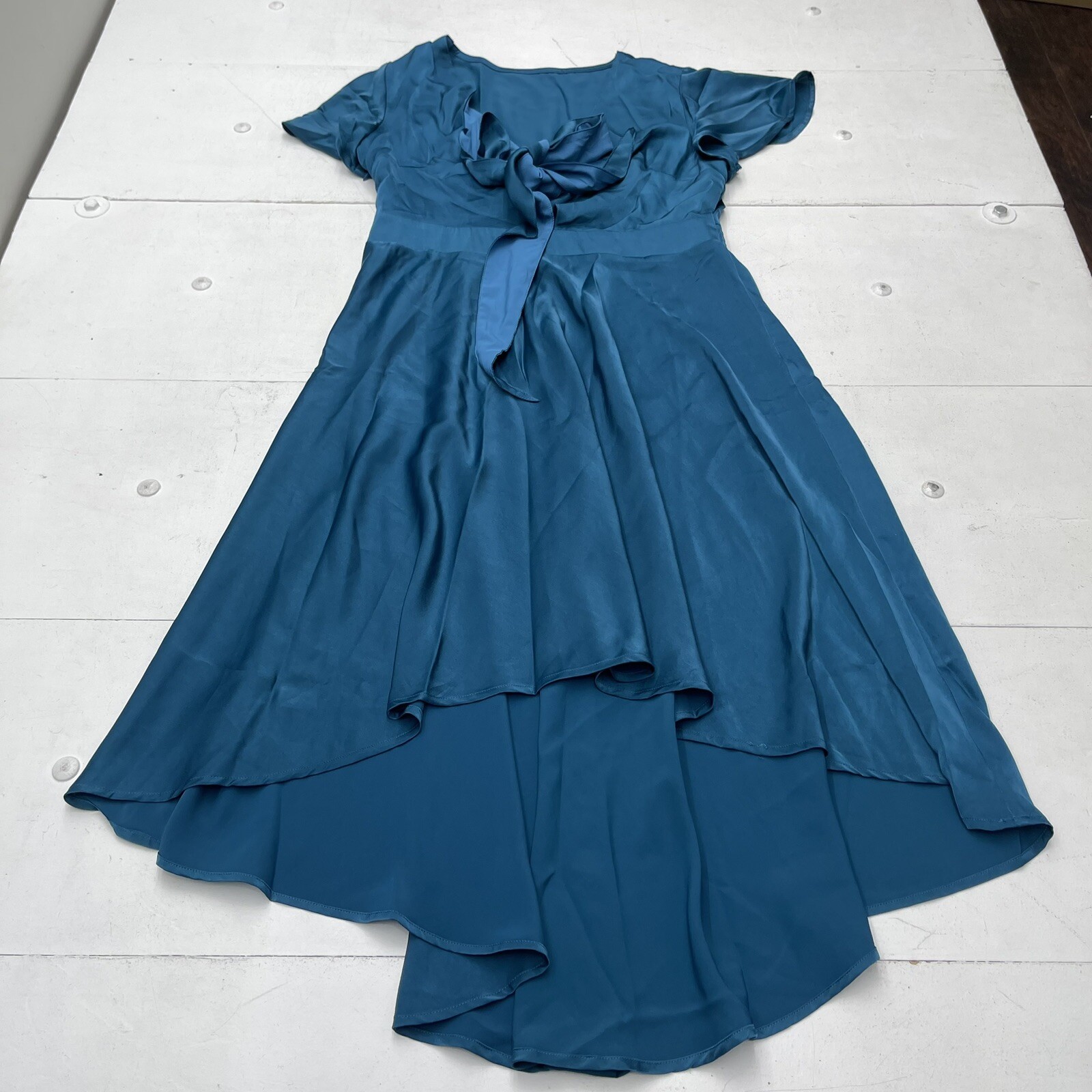 Miduo Peacock Blue Satin V Neck Ruffle Tie Front MIDI Dress Women’s Large New